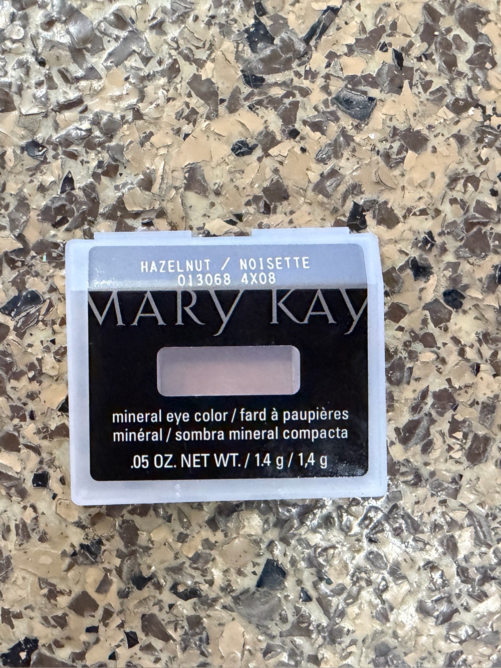 Mary Kay Hazelnut Mineral Eye Color — Neutral Brown Shadow